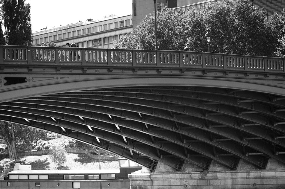 Arquitectura de los puentes de París, Francia.